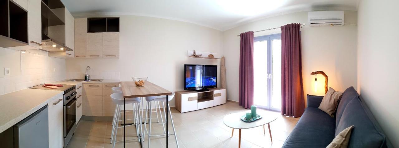 Celeni Apartments Lefkada City Ngoại thất bức ảnh